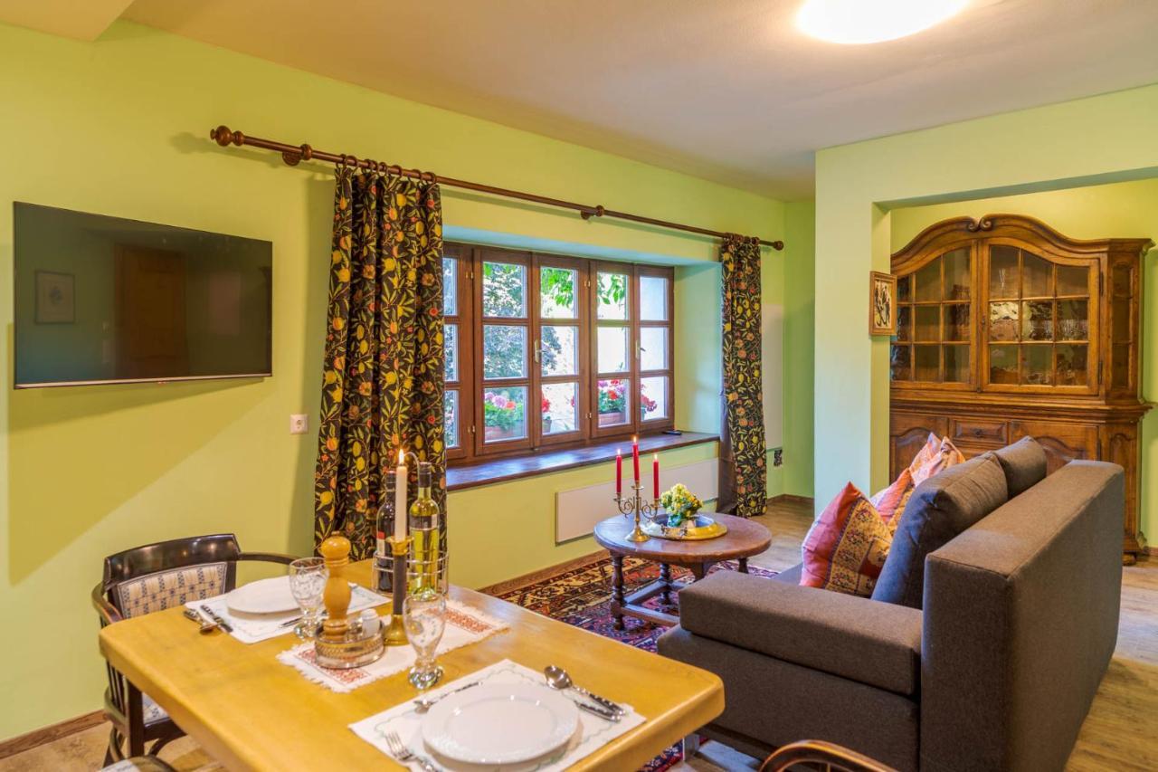 Putzenhof Appartements Großkirchheim Kültér fotó