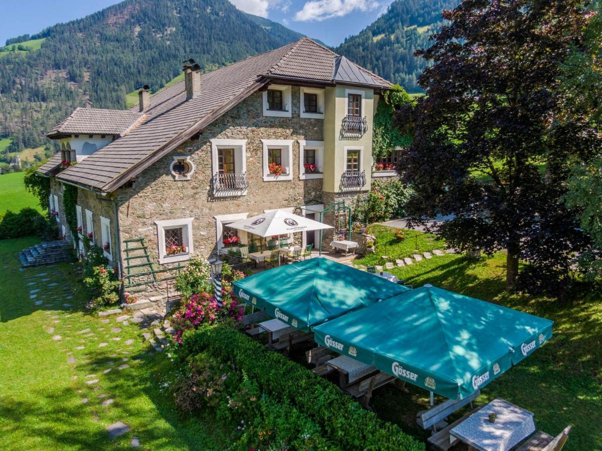 Putzenhof Appartements Großkirchheim Kültér fotó