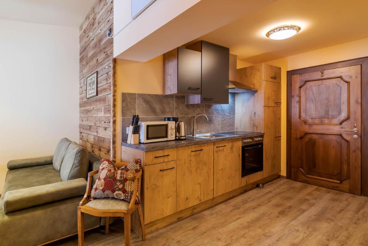 Putzenhof Appartements Großkirchheim Kültér fotó